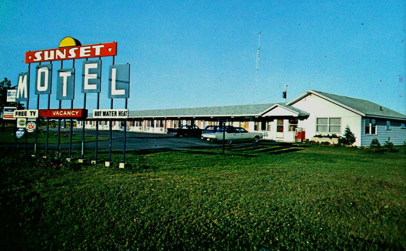 Sunset Motel - Old Postcard